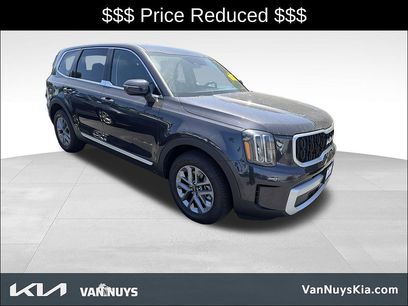 Used 2025 Kia Telluride LX