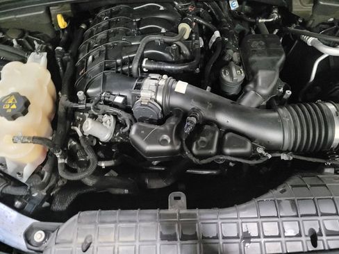 Used 2023 Jeep Grand Cherokee Limited image 30