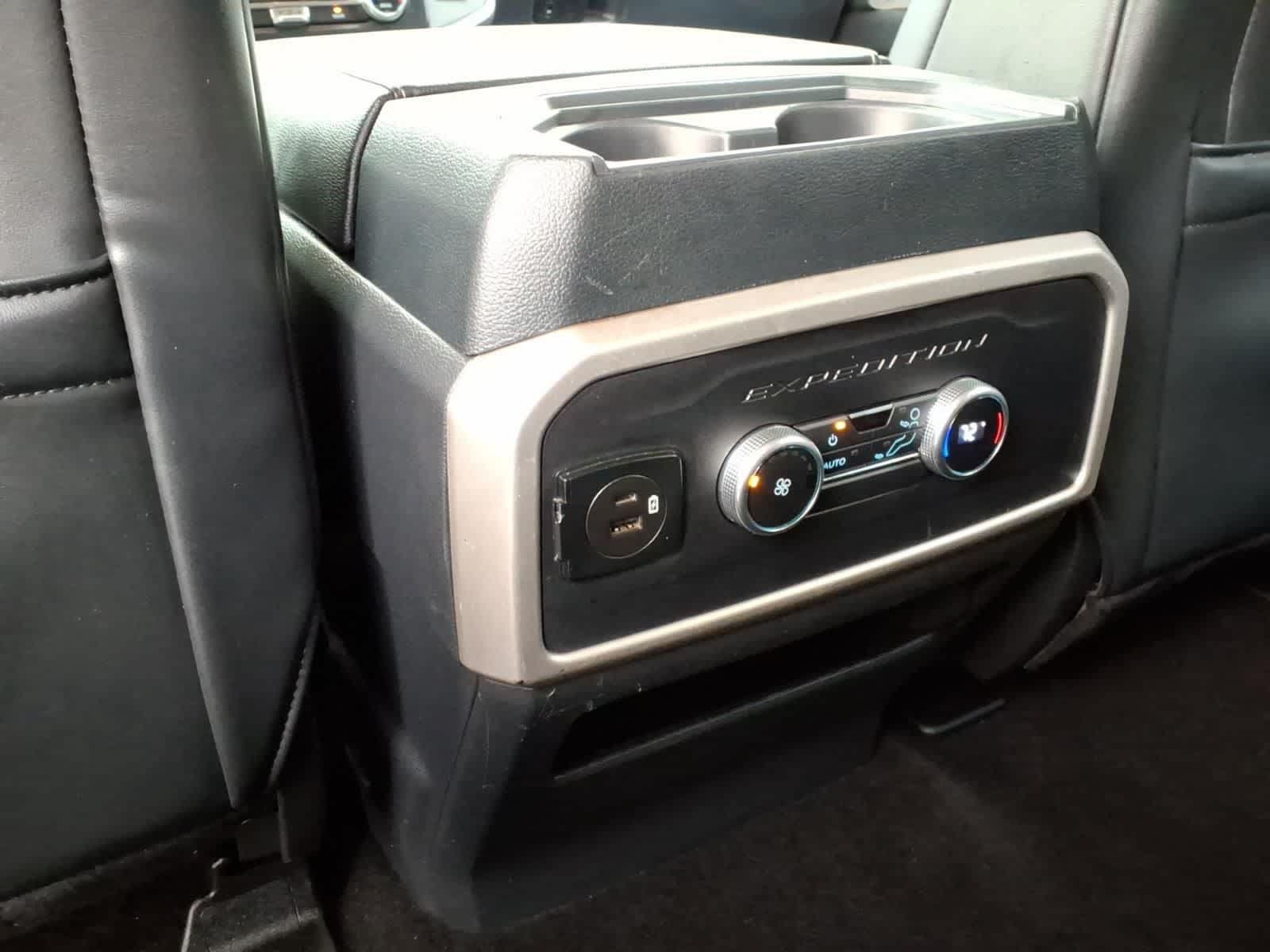 Used 2022 Ford Expedition XLT RWD image 13