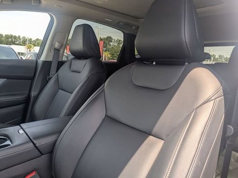 Used 2025 Nissan Murano SL w/ Cargo Package AWD/4WD image 14