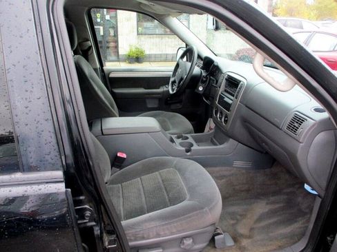 Used 2003 Ford Explorer Sport XLT image 7