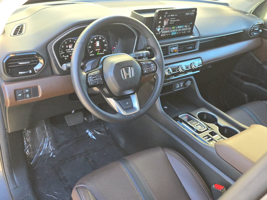 Used 2025 Honda Pilot Elite image 20