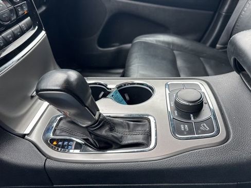 Used 2020 Jeep Grand Cherokee Limited image 9