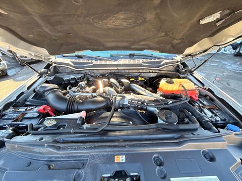 Used 2017 Ford F350 Lariat w/ Chrome Package image 12