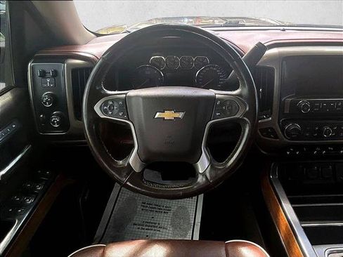Used 2014 Chevrolet Silverado 1500 High Country w/ High Country Premium Package AWD/4WD image 5