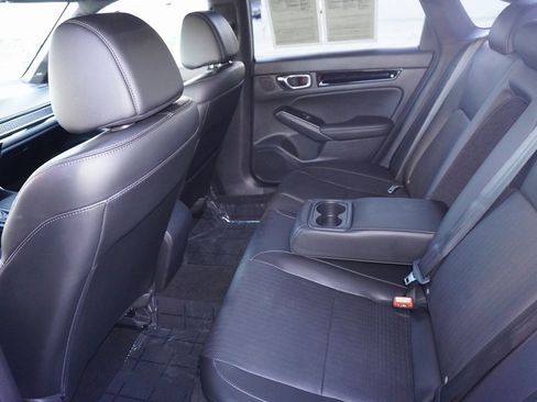 Used 2025 Honda Civic Sport image 9