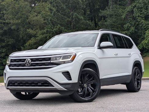 Used 2023 Volkswagen Atlas SE FWD image 4