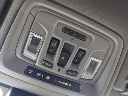 New 2026 GMC Sierra 3500 Denali w/ Denali Reserve Package image 40