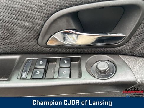 Used 2011 Chevrolet Cruze LT FWD image 14