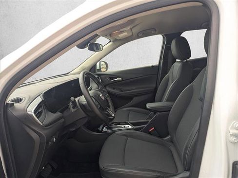 Used 2025 Buick Encore GX Preferred FWD image 12