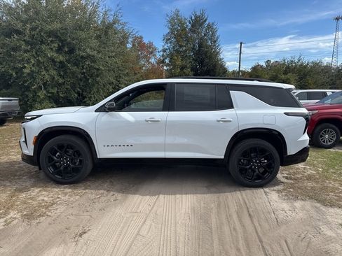 New 2026 Chevrolet Traverse RS w/ LPO, Floor Liner Package image 6