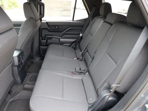 New 2026 Toyota 4Runner SR5 AWD/4WD image 13