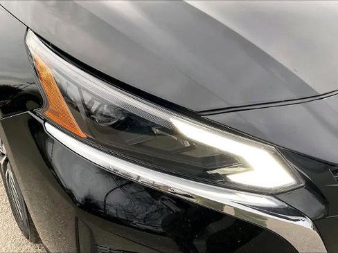 Certified 2024 Nissan Altima 2.5 SV image 27