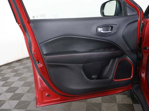 Used 2021 Jeep Compass Trailhawk AWD/4WD image 21