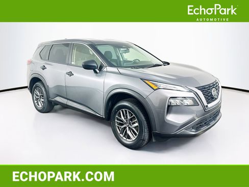 Used 2021 Nissan Rogue S FWD image 1