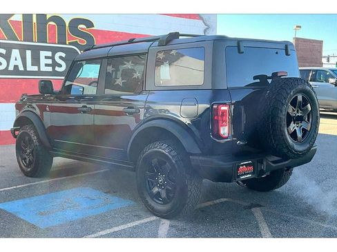 Used 2024 Ford Bronco Black Diamond image 13