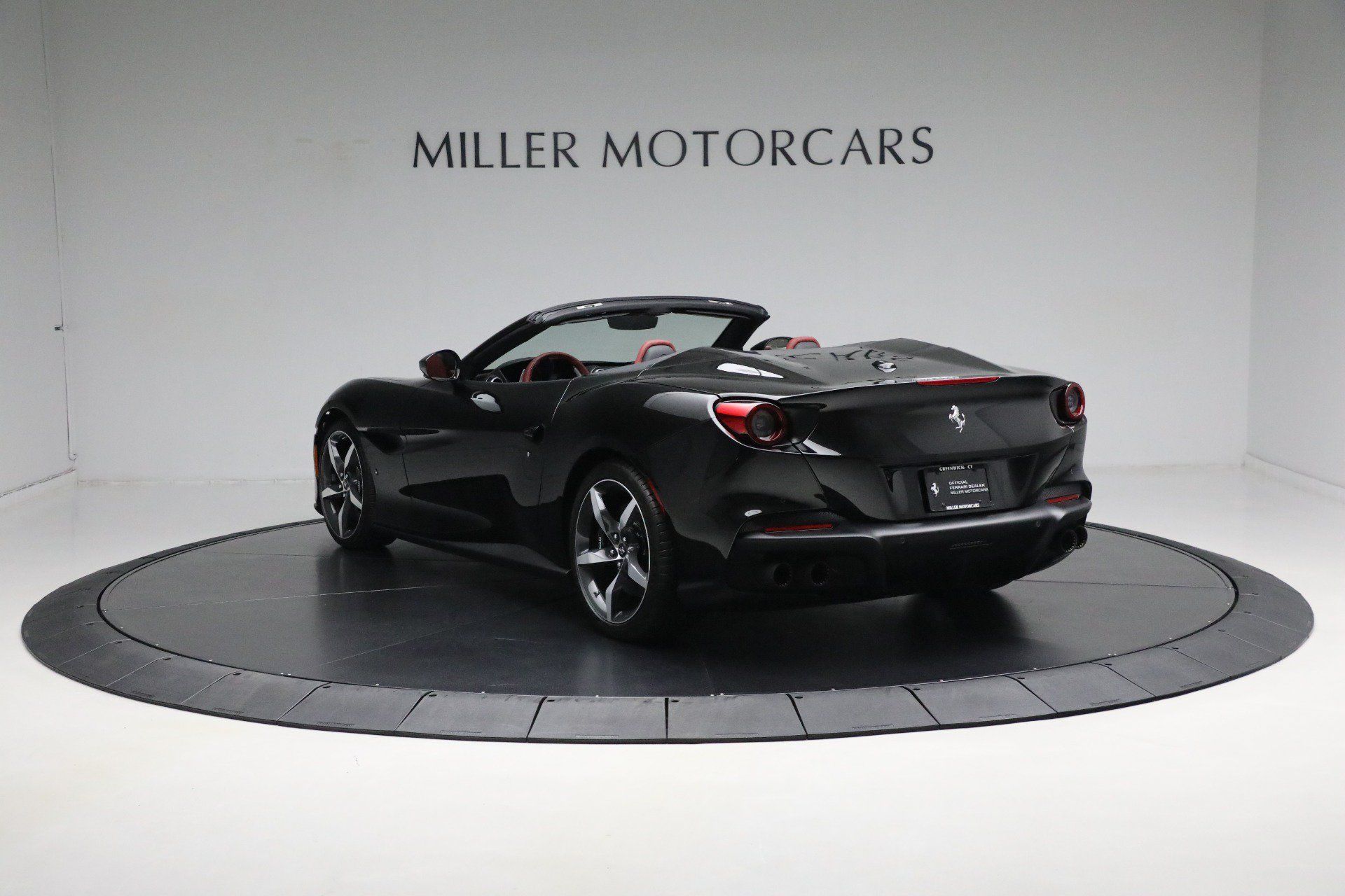 Certified 2023 Ferrari Portofino M RWD image 5