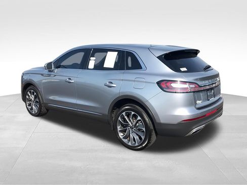 Used 2023 Lincoln Nautilus Reserve AWD/4WD image 6