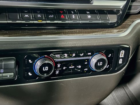 Used 2025 Chevrolet Silverado 1500 RST w/ Protection Package AWD/4WD image 26