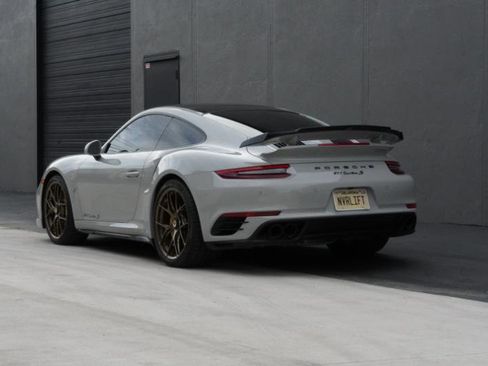 Used 2018 Porsche 911 Turbo S image 20