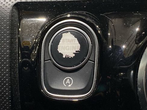 Certified 2019 Mercedes-Benz A 220 image 12