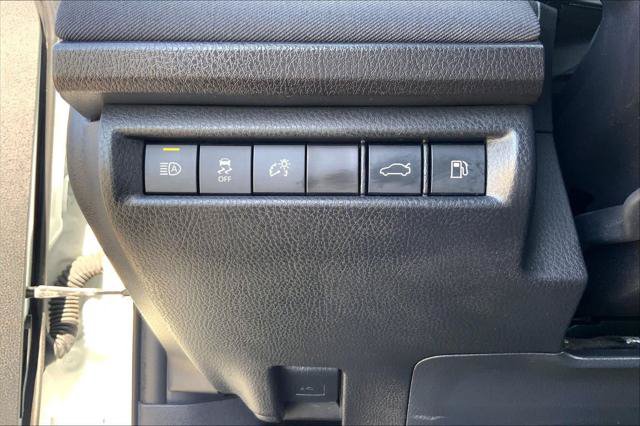 Certified 2025 Toyota Camry LE FWD image 33