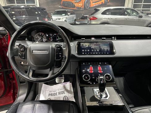 Used 2020 Land Rover Range Rover Evoque R-Dynamic S image 9