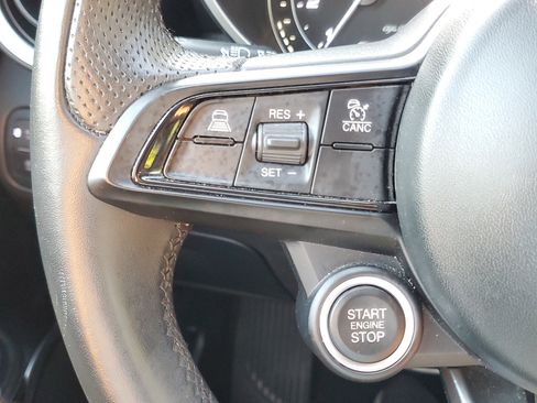 Used 2023 Alfa Romeo Giulia Ti image 22