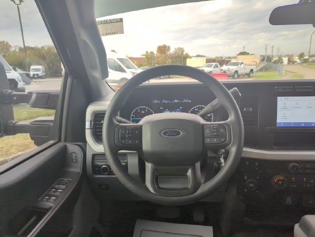 Used 2024 Ford F350 XL w/ 360-Degree Camera Package AWD/4WD image 21