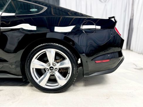 Used 2018 Ford Mustang GT Premium w/ Safe & Smart Package RWD image 13