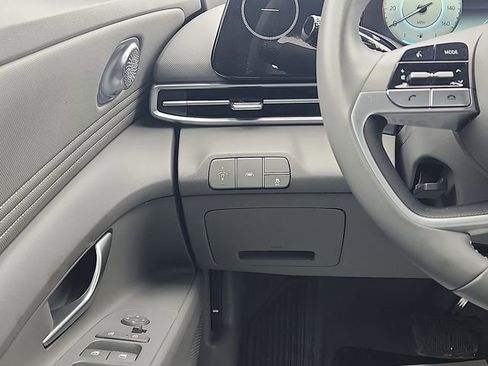 Certified 2023 Hyundai Elantra SEL w/ Convenience Package FWD image 12