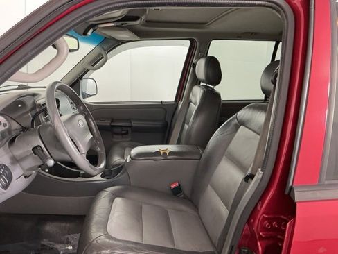Used 2004 Ford Explorer Sport Trac XLS image 13