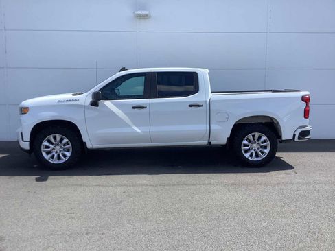 Used 2022 Chevrolet Silverado 1500 Custom image 2