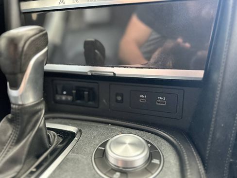 Used 2021 Nissan Armada SV AWD/4WD image 71
