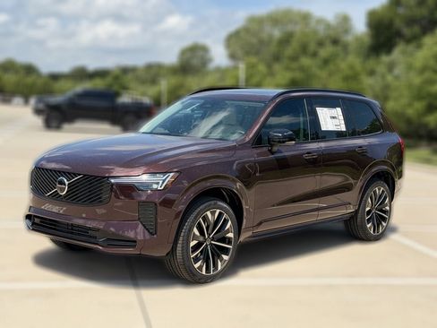 New 2026 Volvo XC90 T8 Ultra w/ Protection Package Premier AWD/4WD image 3