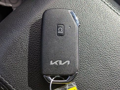 Used 2023 Kia Sportage EX image 26