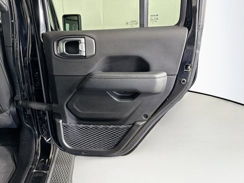 Used 2023 Jeep Wrangler Sahara w/ Cold Weather Group image 29