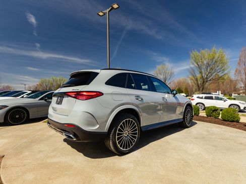 New 2026 Mercedes-Benz GLC 300 GLC 300 image 10