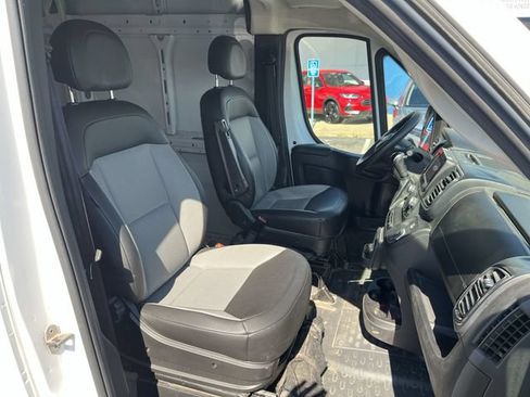 Used 2025 RAM ProMaster 2500 w/ Convenience Group FWD image 23