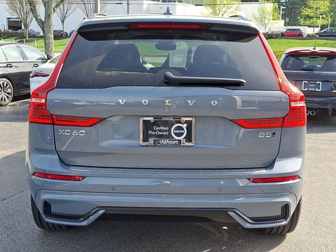 Certified 2023 Volvo XC60 B5 Plus w/ Climate Package image 5
