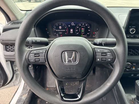 Used 2025 Honda Accord LX image 14