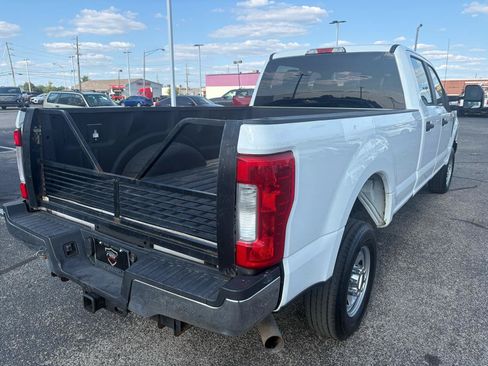 Used 2017 Ford F250 XL w/ XL Decor Group AWD/4WD image 7
