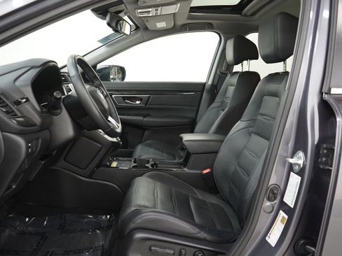 Used 2021 Honda CR-V Touring image 23