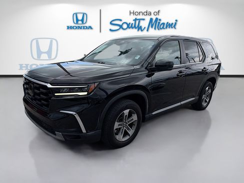 Used 2024 Honda Pilot EX-L image 3