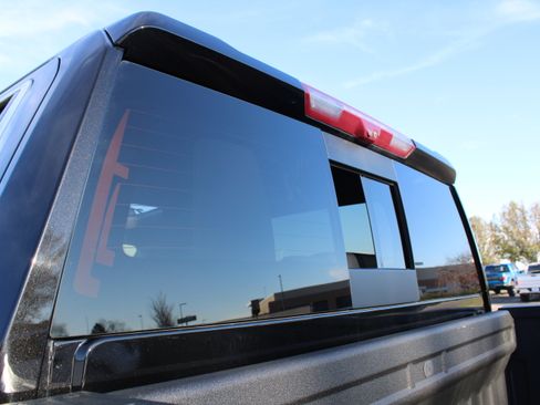 Used 2023 GMC Sierra 2500 Denali w/ Denali Black Diamond Edition image 58