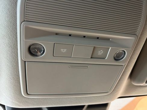 New 2026 Nissan Sentra SR w/ Floor Mat Package FWD image 37