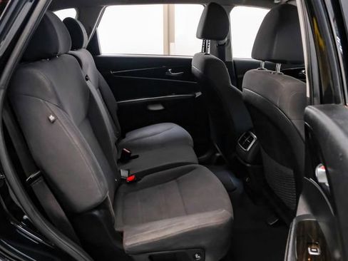Used 2020 Kia Sorento L image 37