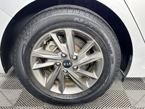 Used 2019 Kia Optima LX image 56