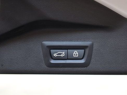 Used 2021 BMW X5 xDrive40i w/ Premium Package 2 image 26