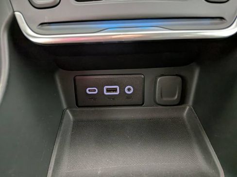 Used 2019 GMC Terrain SLE w/ Driver Convenience Package FWD image 7